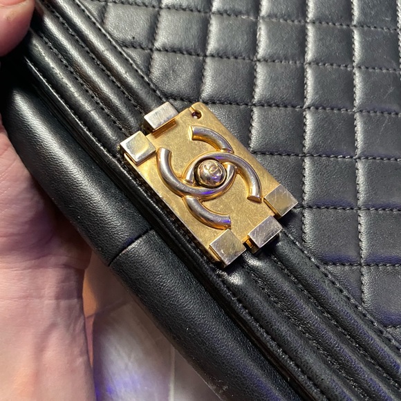 Chanel medium calf leather black Le Boy Bag gold hardware - Picture 4 of 9